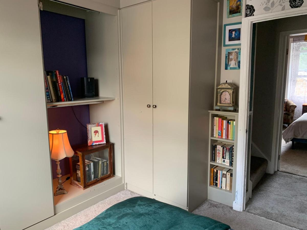 4 Bedroom Period Townhouse In The Heart Of Hebden Hebden Bridge Eksteriør bilde